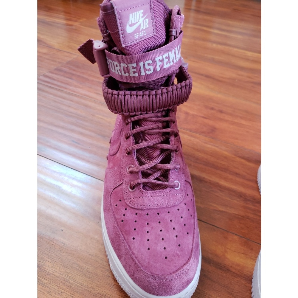 Nike SF Airforce 1 "The Force Is Female" Shoes - Picture 6 of 7